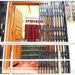 A Premium H R Guest House- Prime Location-Luxury And Spacious Room With Newly Renovated