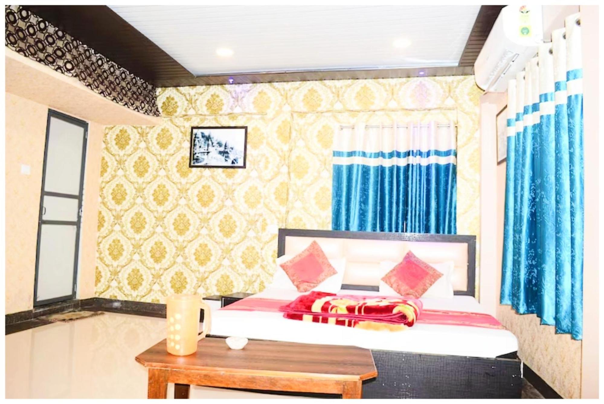 A Premium H R Guest House- Prime Location-luxury And Spacious With Newly Renovated 3* Varanasi